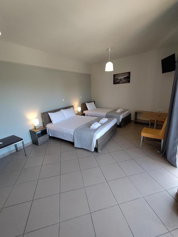 Peania Domus Apartment *