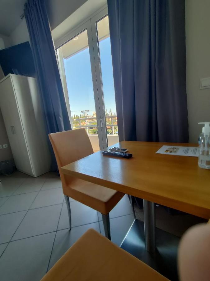 Apartment Peania Domus