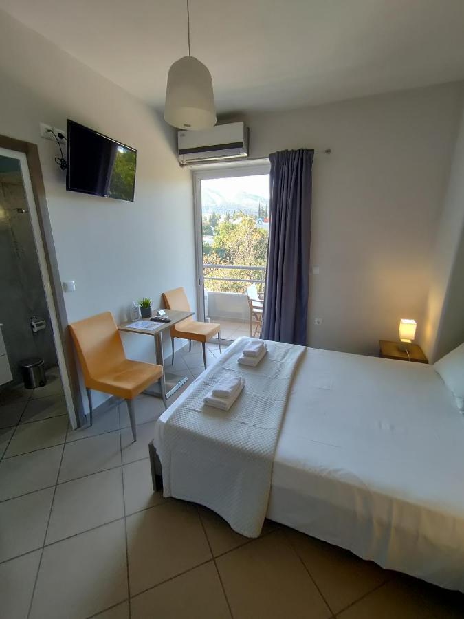 Peania Domus Apartment *